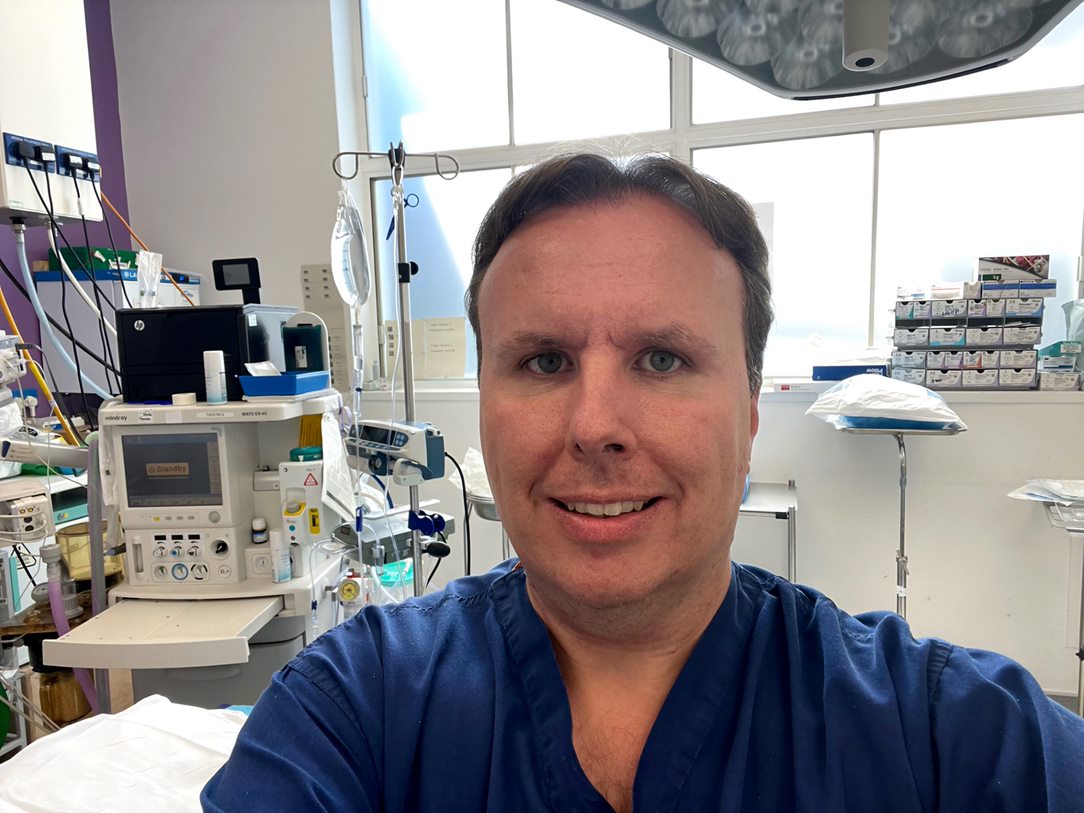 Dr Barry McHugh
